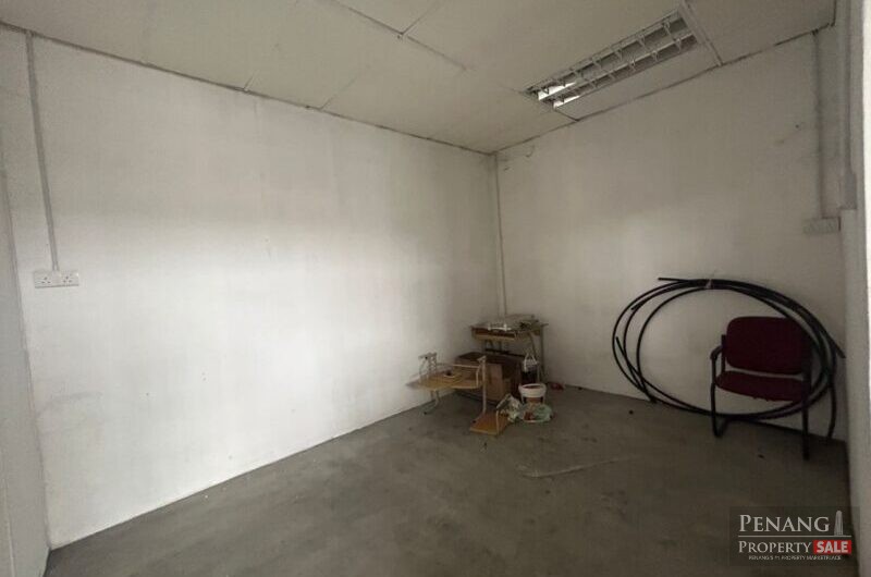 (1.5 STOREY LIGHT INDUSTRY) Juru IKS, Juru / Simpang Ampat For RENT