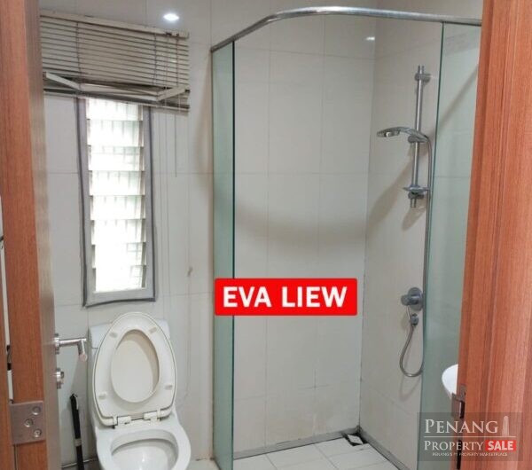 Central Park  Jelutong 2600sf Renovated & Furnished 2 car parks