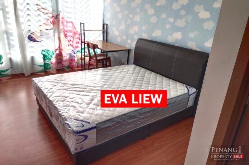 Central Park  Jelutong 2600sf Renovated & Furnished 2 car parks