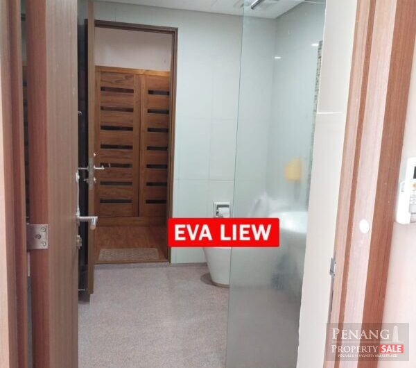 Central Park  Jelutong 2600sf Renovated & Furnished 2 car parks