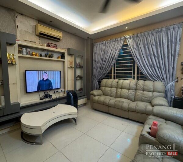 (FULLY RENOVATED / FULLY FURNISHED) Double Storey Landed @ Juru Heights