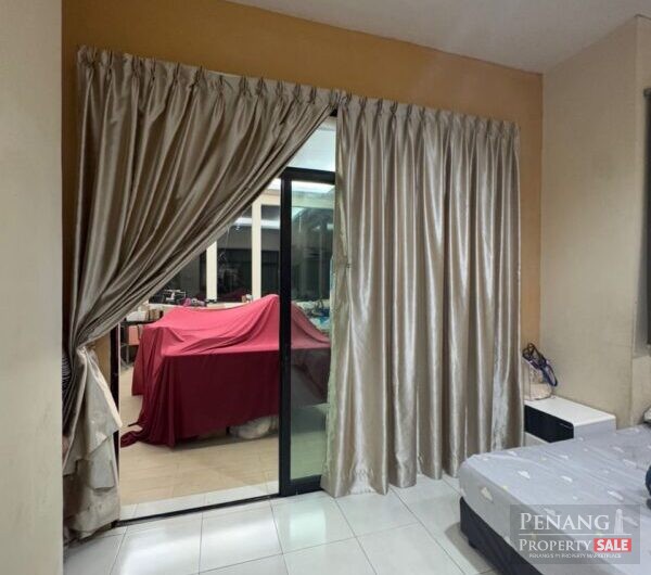 (FULLY RENOVATED / FULLY FURNISHED) Double Storey Landed @ Juru Heights