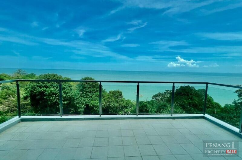 Island Resort Villas Seaview with Pool Lift Located Batu Ferringhi