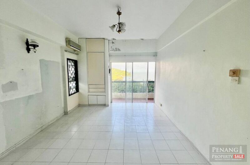 The Reef 1044sf Seaview Condominium Located in Batu Ferringhi