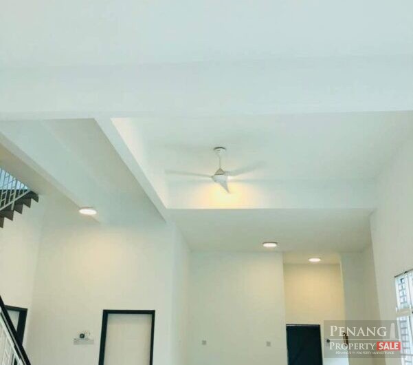 Oasis Residence Triple Storey Semi-D, Relau