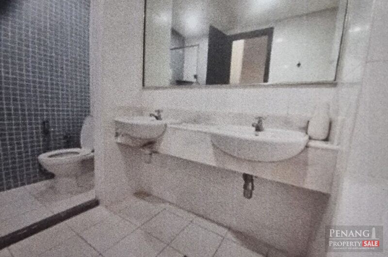 Ariza Seri Tanjung Pinang, Tanjung Tokong