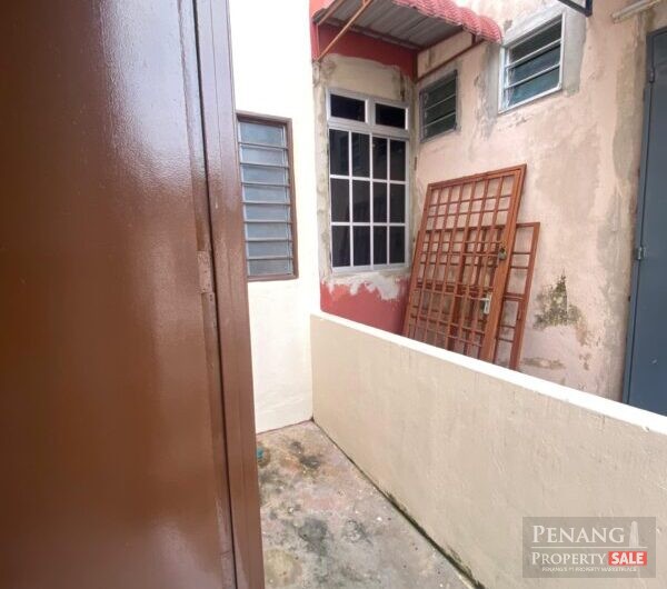 Teres Setingkat Taman Widuri Jawi