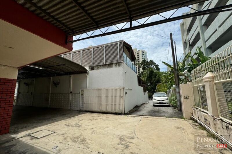 Rare Gelugor Semi-D | 5,100 sqft Land | Huge Compound | Taman Pulau Emas | Corner Units | Tingkat Batu Uban near to Queensbay Mall