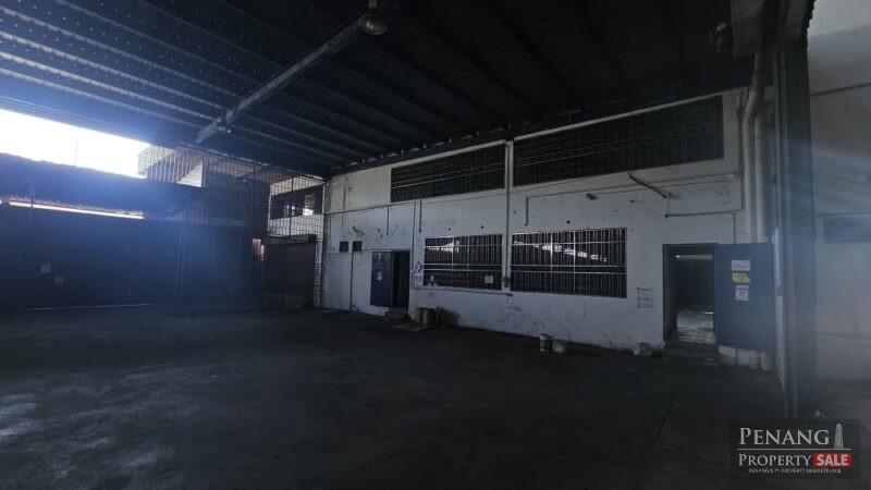 (FACING MAINROAD / BIGGER SIZE) Detached Warehouse / Factory at Bagan Lalang, Butterworth