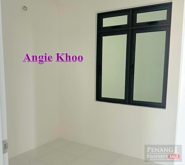 Terraces Condo in Bukit Jambul, Bayan Lepas 950sf Original 2 Car parks