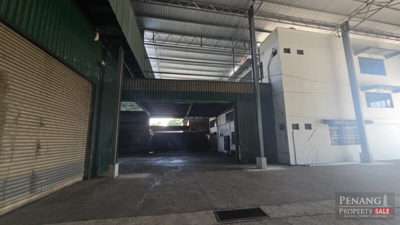 (FACING MAINROAD / BIGGER SIZE) Detached Warehouse / Factory at Bagan Lalang, Butterworth