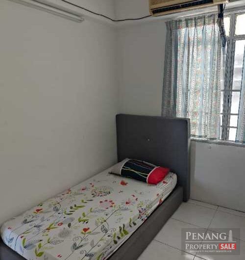 Halaman Kristal Block 5 at Lengkok Free School near Klinik Kesihatan, GH, KOMTAR