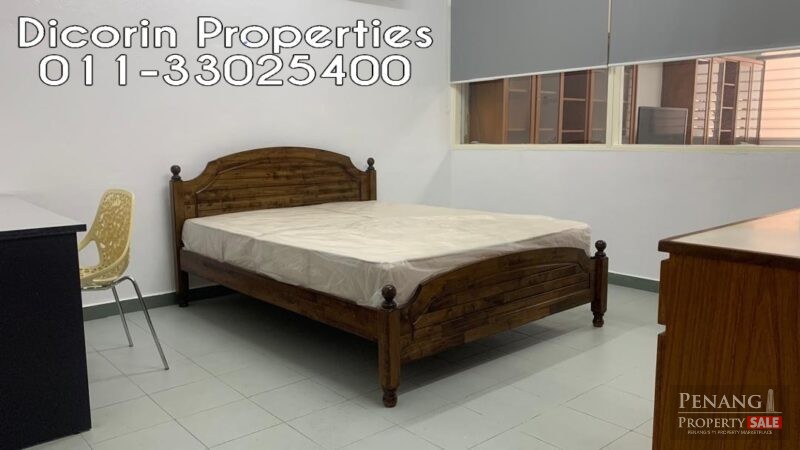 Staying in the heart of town, near shop, office, eateries