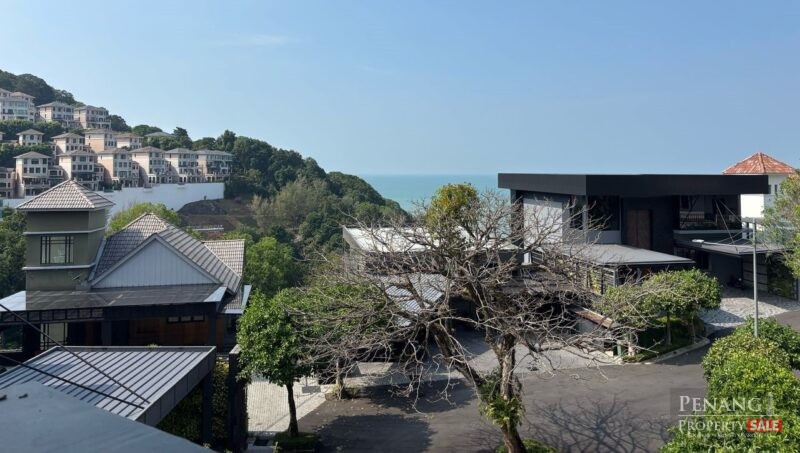 Hilltop Villas Seaview 6500sf Located in Batu Ferringhi – Low Density