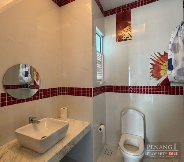 Hilltop Villas Seaview 6500sf Located in Batu Ferringhi – Low Density