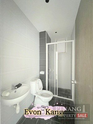 Reflections @ Bayan Lepas 1260SF Partially Renovated Key on Hand