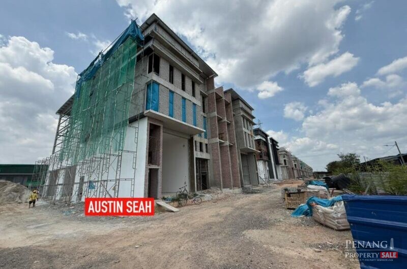 BRAND NEW 3 STY SEMI-D FACTORY For SALE at ALMA, WITH LIFT, COLUMN FREE DESIGN