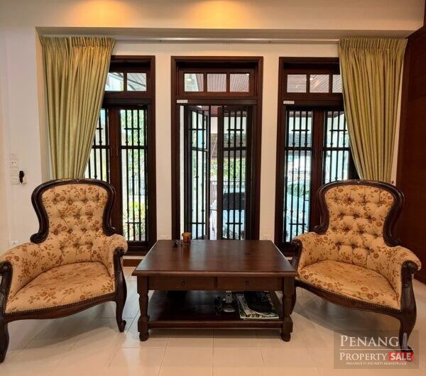 Semi-Detached House at Pulau Tikus (For Sale)