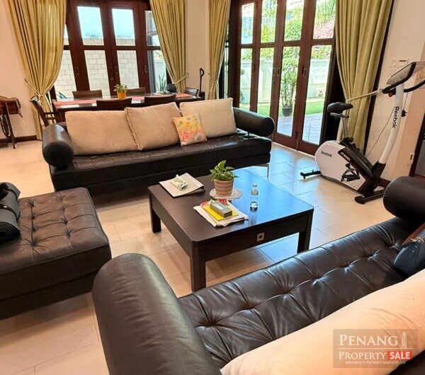 Semi-Detached House at Pulau Tikus (For Sale)