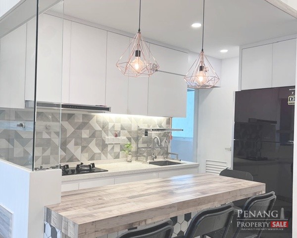 Tropicana Bay in Bayan Lepas near Queensbay  1020sqft Fully Furnished Renovated 2 Car parks