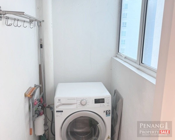 Tropicana Bay in Bayan Lepas near Queensbay  1020sqft Fully Furnished Renovated 2 Car parks