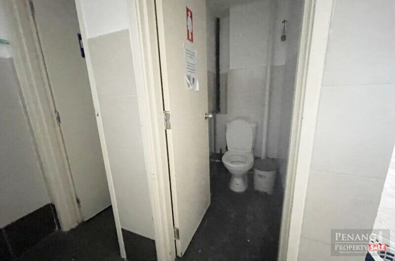 Elit Avenue First Floor 1700sf Suitable Office Bayan Baru Main Road