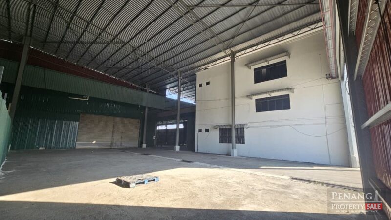 (FACING MAINROAD / BIGGER SIZE) Detached Warehouse / Factory at Bagan Lalang, Butterworth