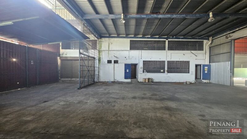 (FACING MAINROAD / BIGGER SIZE) Detached Warehouse / Factory at Bagan Lalang, Butterworth