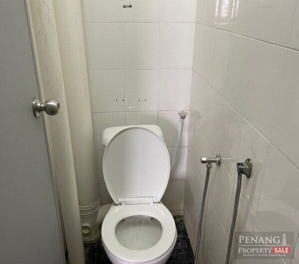 Ref:10331, Palm Court Block 7C at Tg Tokong near Straits Quay, Tesco, Gurney Drive