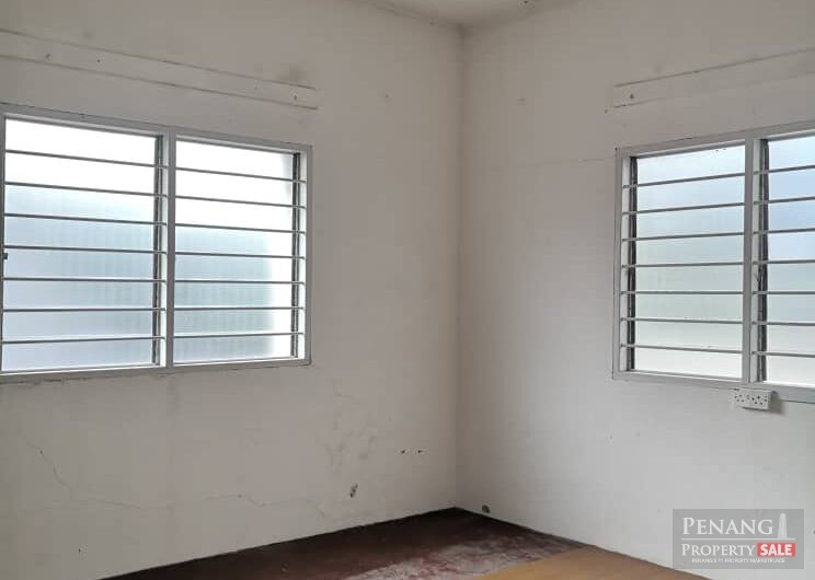 Tanjung Tokong Double Storey Shoplot, Facing Maidroad