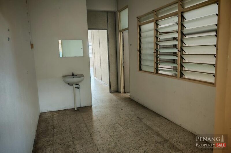 Double Storey Terrace, Jelutong