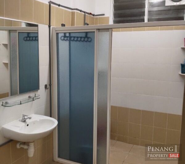 D Piazza Condo, Bayan Baru