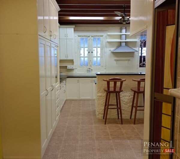 FOR SALE : 2 storey Spacious terrace house Land size 2583sf  at Tingkat sungai Ara Penang