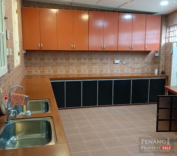 FOR SALE : 2 storey Spacious terrace house Land size 2583sf  at Tingkat sungai Ara Penang