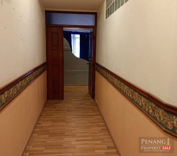 FOR SALE : 2 storey Spacious terrace house Land size 2583sf  at Tingkat sungai Ara Penang