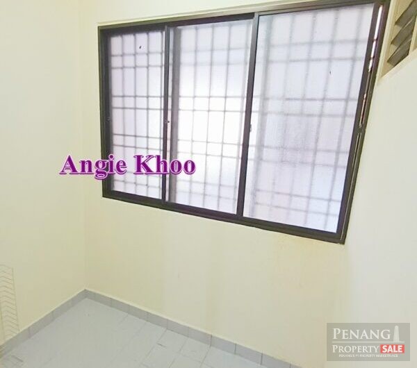 Vistaria Condominium Sungai Ara 1050sqft Renovated [Key On Hand]