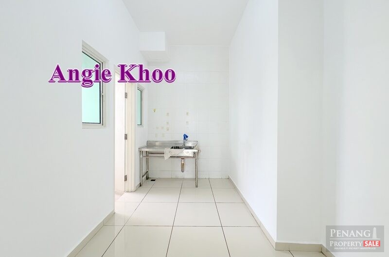 Fiera Vista Bayan Lepas 1400sqft 2 Car Park 4 Bedrooms Corner unit