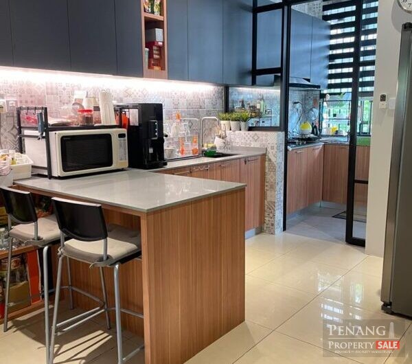 Isle of Palm Corner Lot Fully Furnished and Fully Renovated