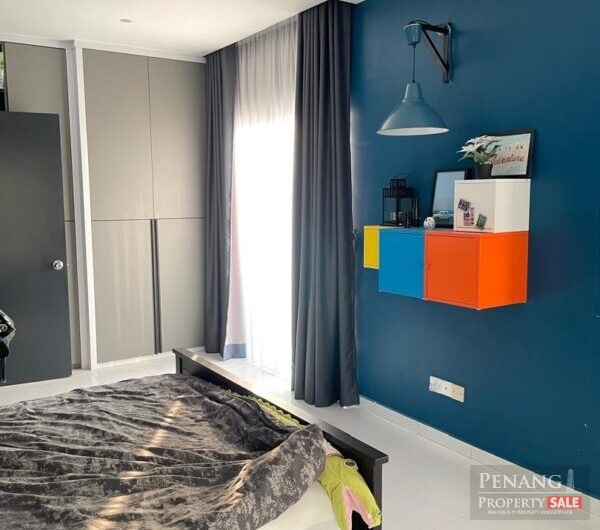 Isle of Palm Corner Lot Fully Furnished and Fully Renovated