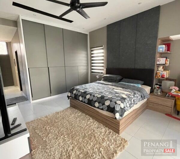 Isle of Palm Corner Lot Fully Furnished and Fully Renovated