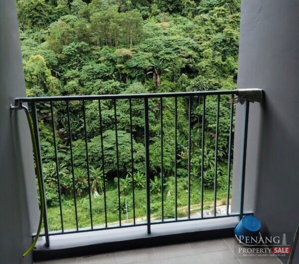 The Stone Fully Furnised and Fully Renovated (3 carparks) For Sale