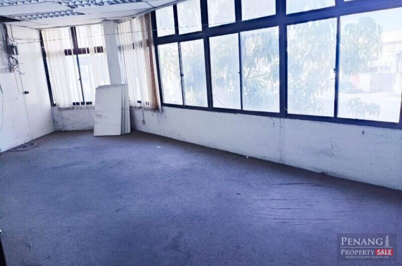 1.5 Storey Diamond Valley Corner Land 3174sf Batu Maung Warehouse