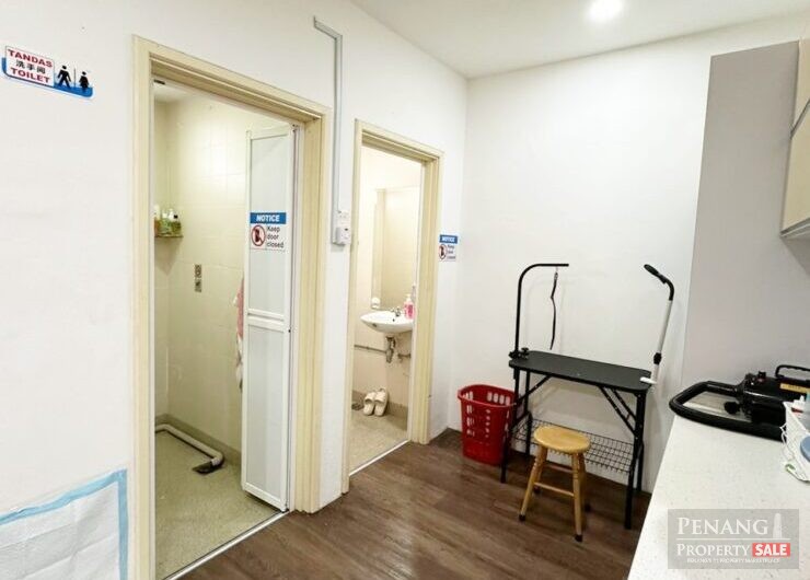 Vantage Point First Floor Jelutong 1100sf Face Main Road