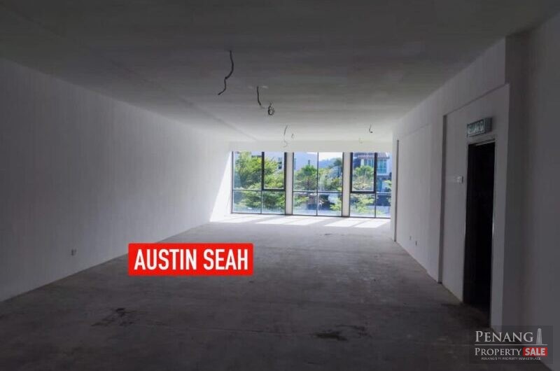 BAY AVENUE TOP FLOOR SHOP OFFICE For RENT, GOT LIFT, HOT BUSINESS AREA