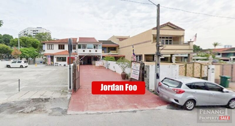 2 Storey Terrace Prefer Commercial use Lebuhraya Besi Greenlane 8 cars