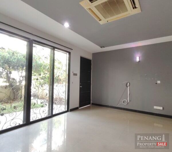 Palm Villa Gated & Guarded Rare In Market