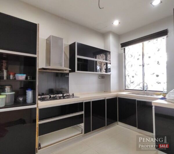 Palm Villa Gated & Guarded Rare In Market