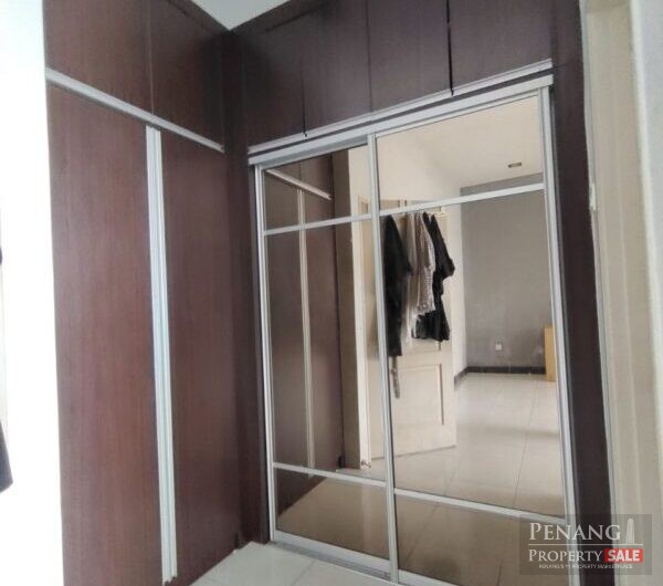 Palm Villa Gated & Guarded Rare In Market