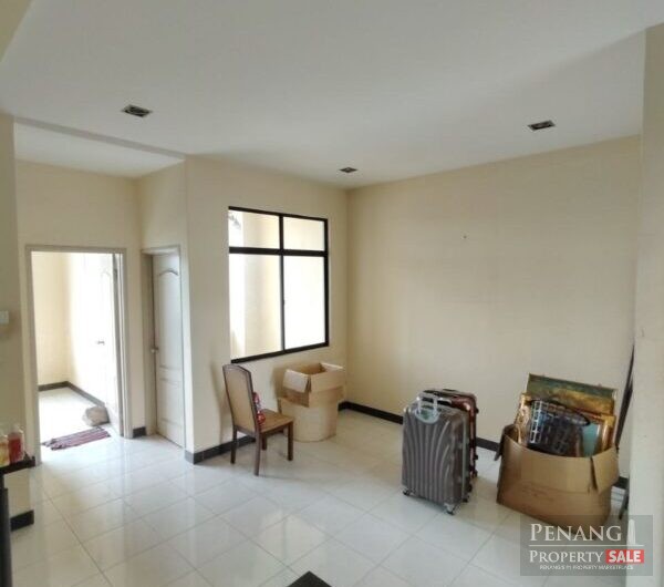 Palm Villa Gated & Guarded Rare In Market