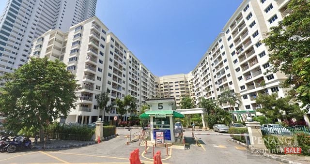 Seaview Apartment @ Karpal Singh Drive RM490K only